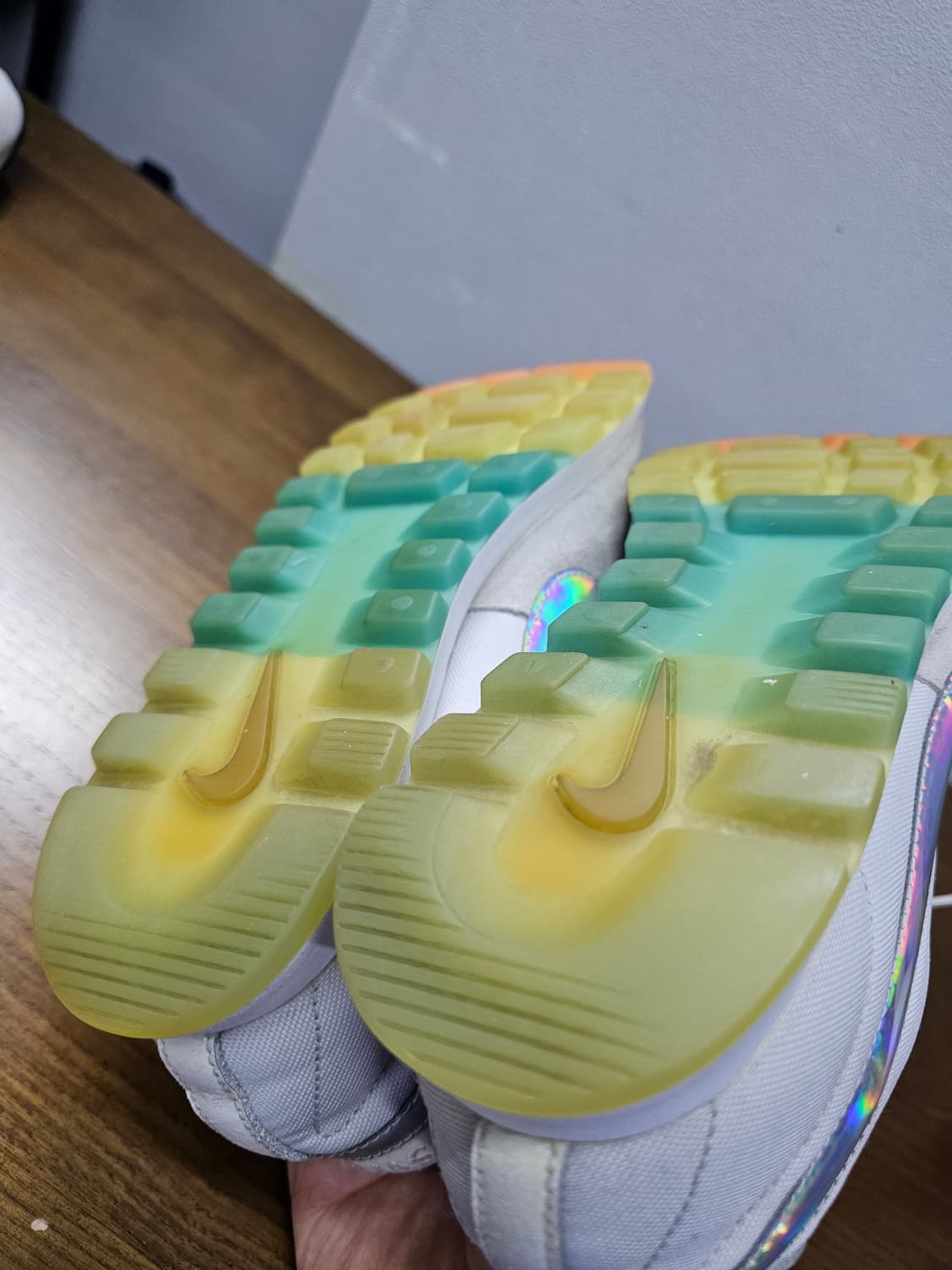 나이키 애트머스피어 OX 레인보우 컬러 상품이미지8