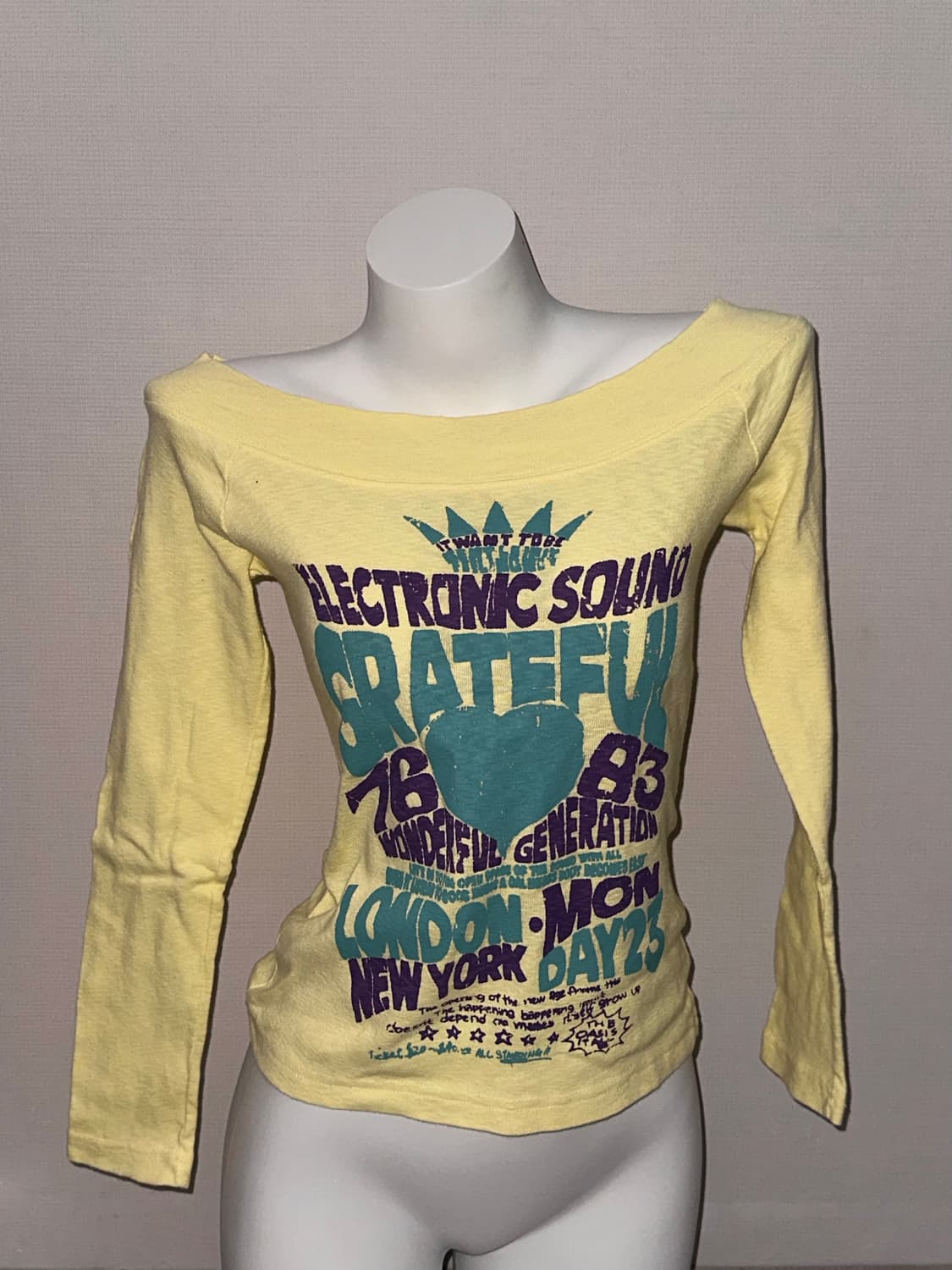 빈티지 레몬 오프숄더 보트넥 탑 상품이미지1