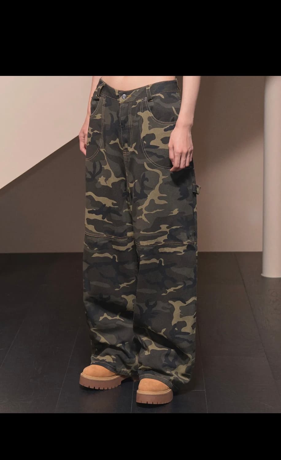 카펜더 레터링 데님 팬츠 (KHAKI CAMO)_F24ZD884 상품이미지2
