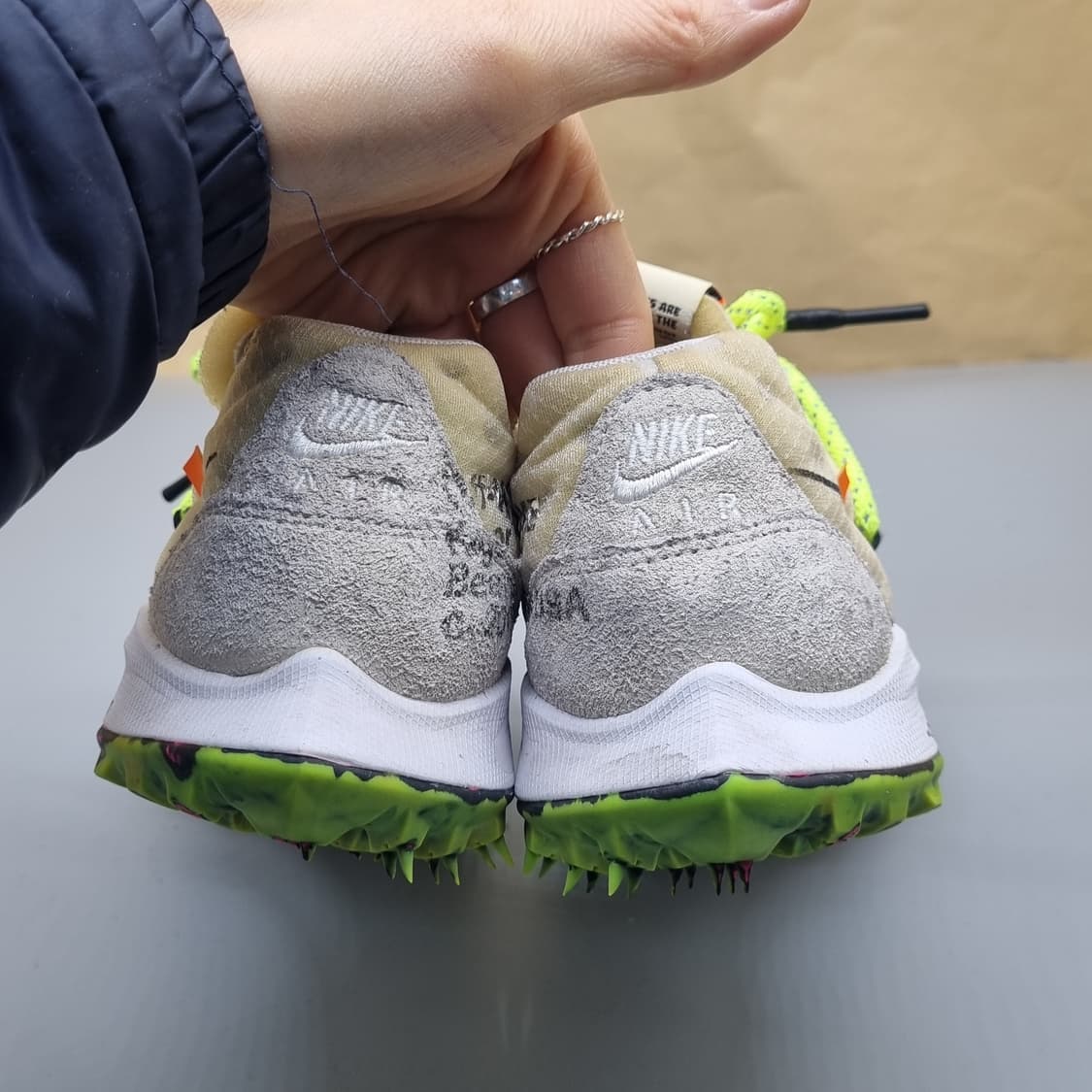 나이키 오프화이트 줌 테라카이거5 운동화250  상품이미지4