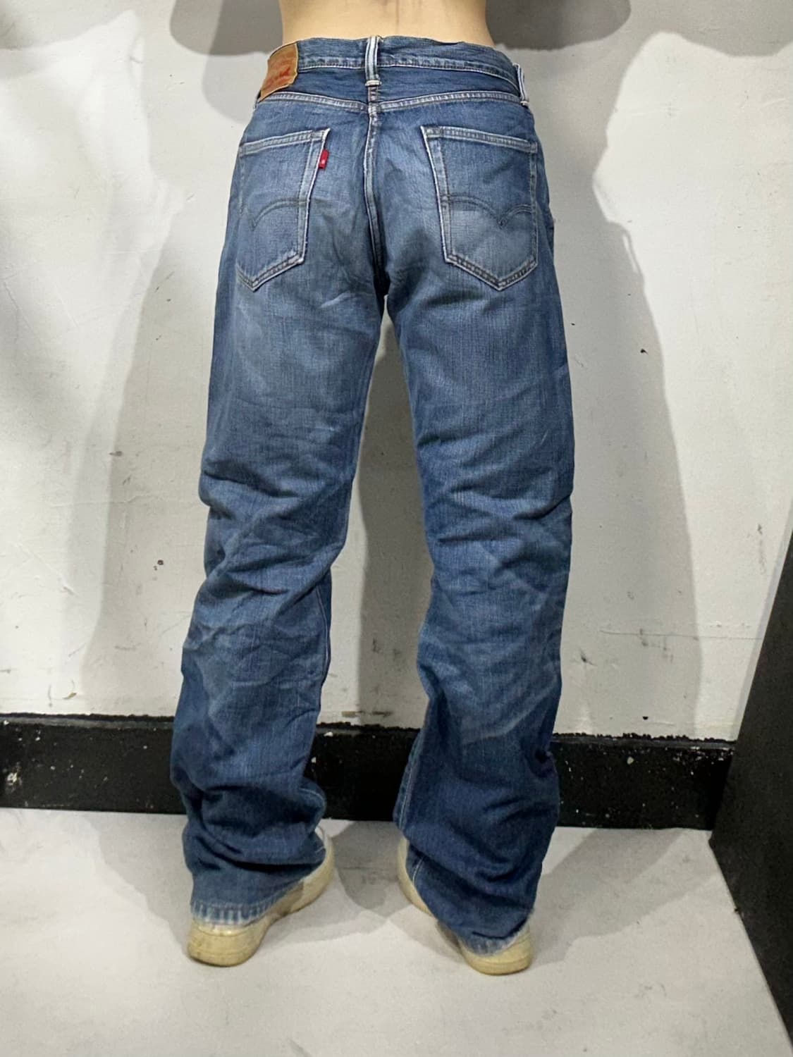 리바이스 중청 워싱 와이드 데님 팬츠 32 상품이미지3