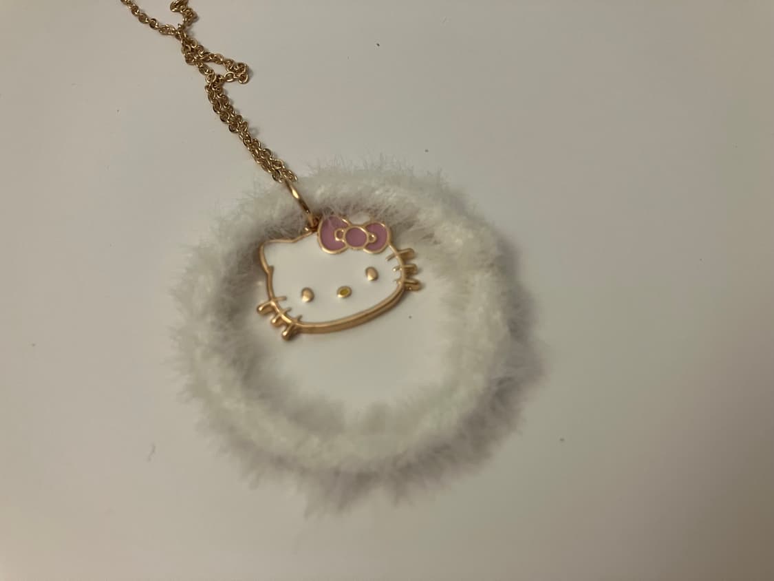 헬로키티 골드 퍼장식 목걸이 히메갸루 y2k 상품이미지2