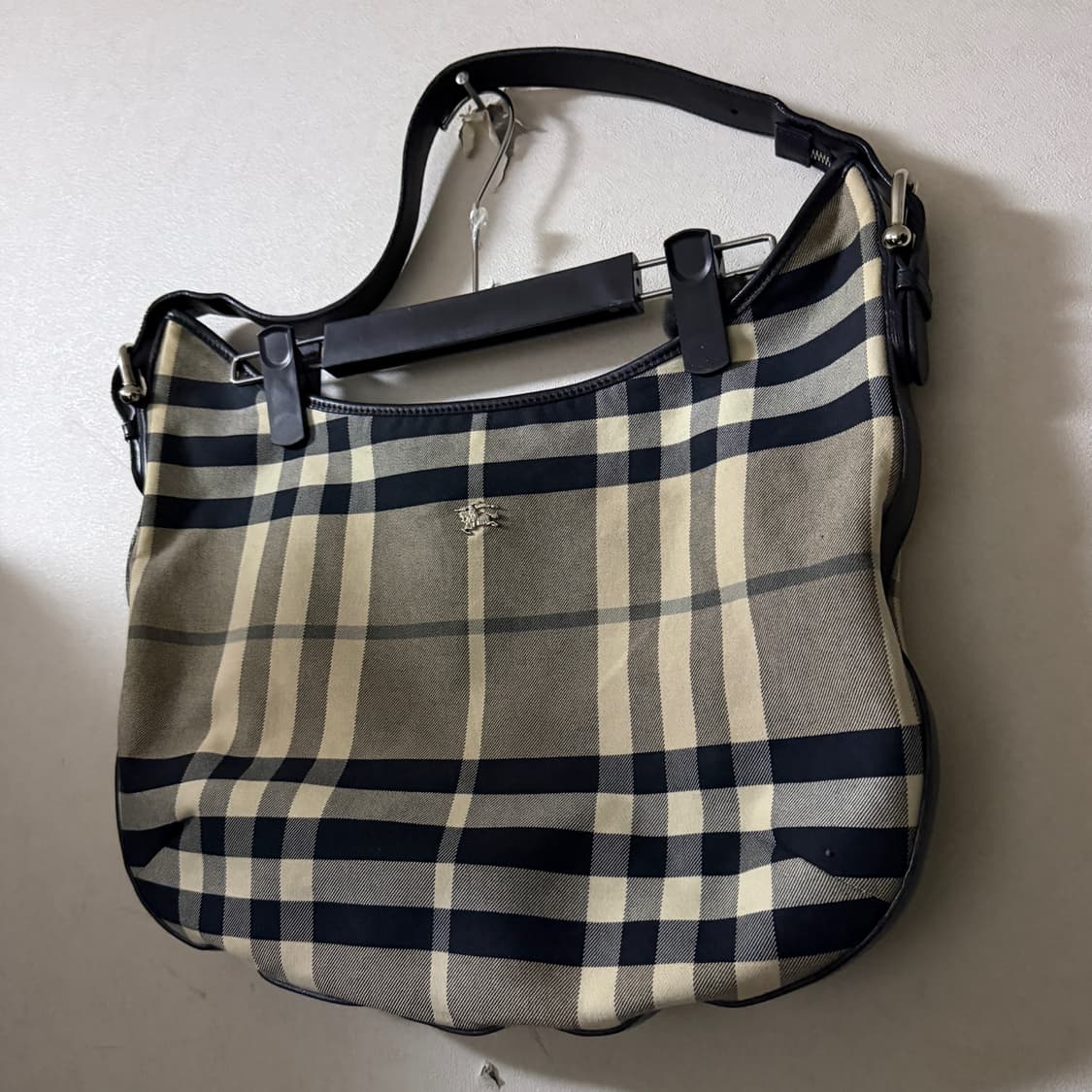 버버리 노바체크 호보&숄더백 상품이미지1