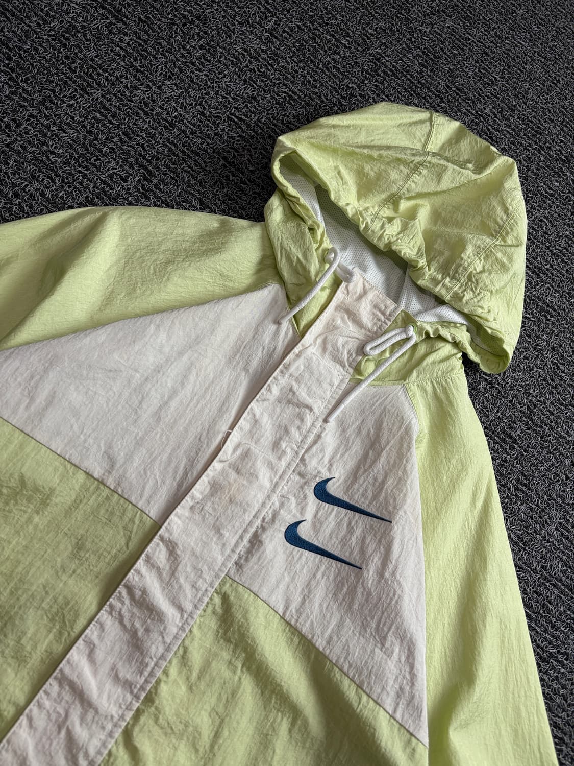 나이키 더블 스우시 가디스 빅토리 바람막이 4152 상품이미지3