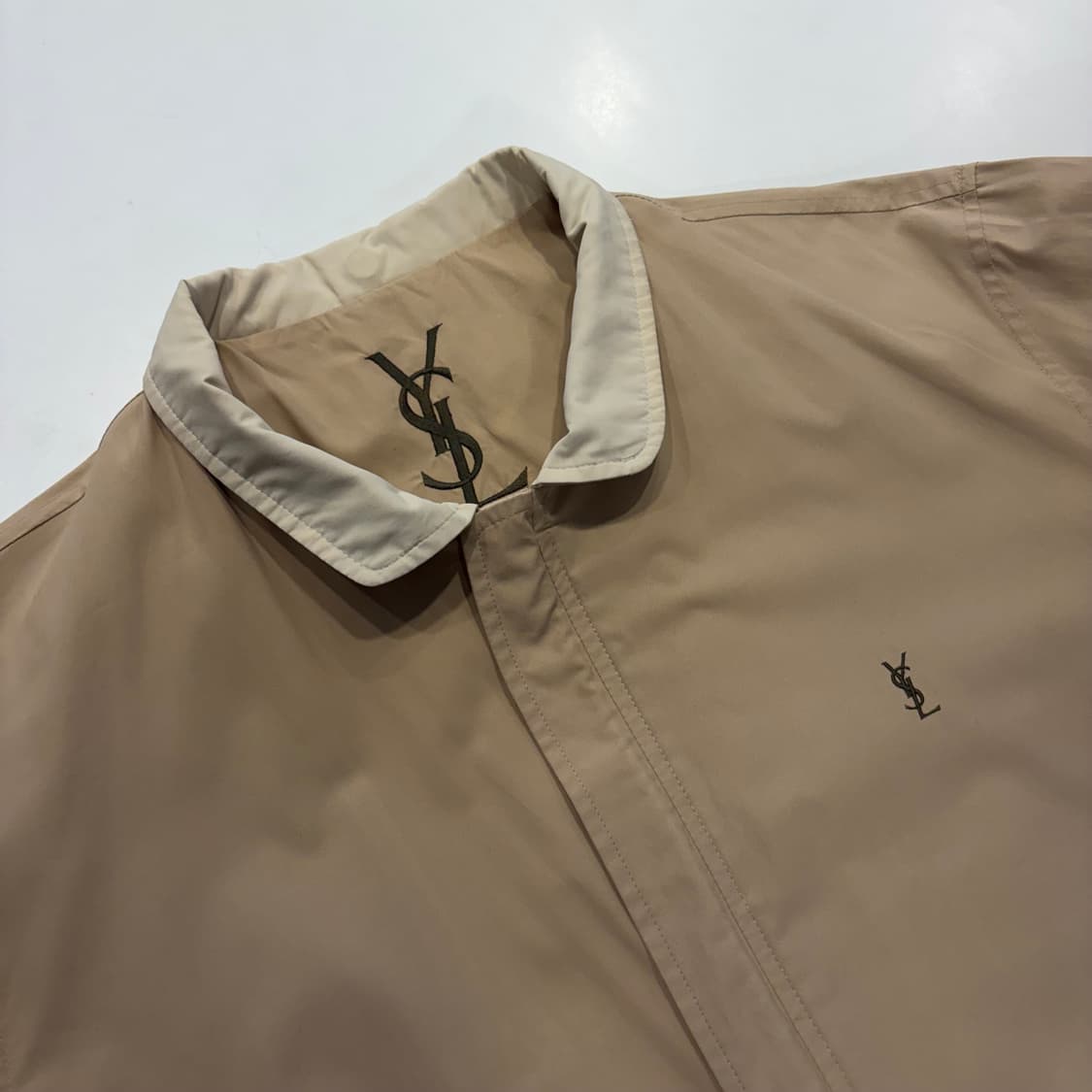 [105] 02s 입생로랑 뿌르 옴므 베이지 폴리 자켓 D346 상품이미지3