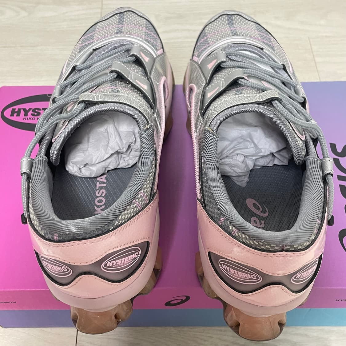 키코 코스타디노브 히스테릭 글래머 아식스 젤 퀀텀 상품이미지7