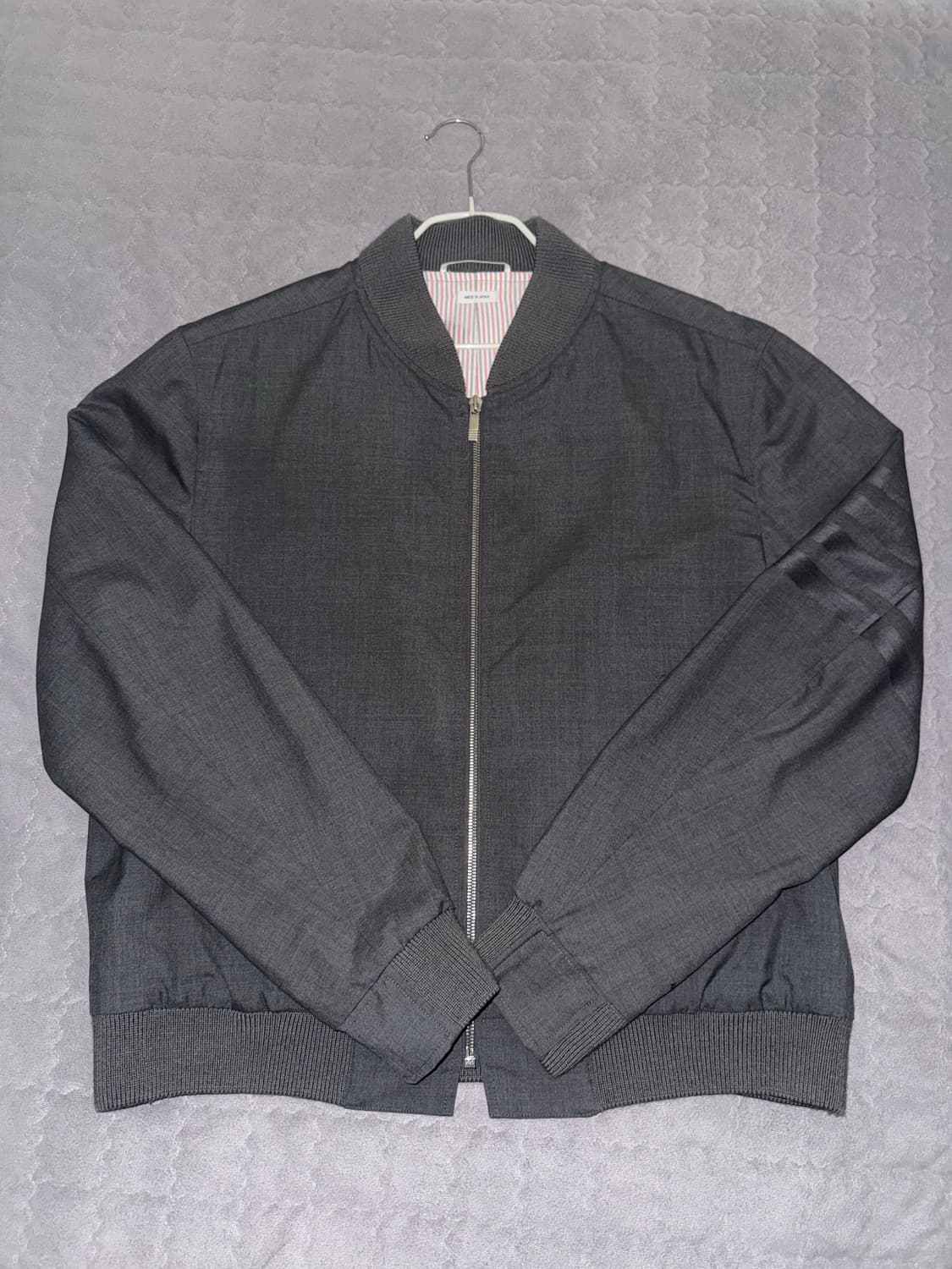 톰브라운 블루종 상품이미지1