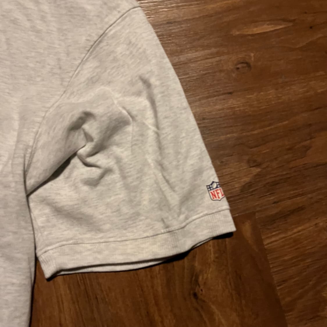 GU x NFL 코튼 반팔 져지 티셔츠 그레이 상품이미지3