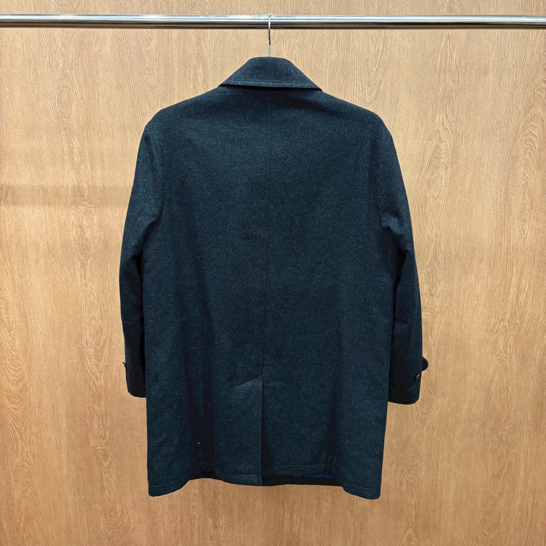 버버리 블랙 라벨 하프 울 코트 히든 집업 배색 체크 안감 디테일 차콜 상품이미지3