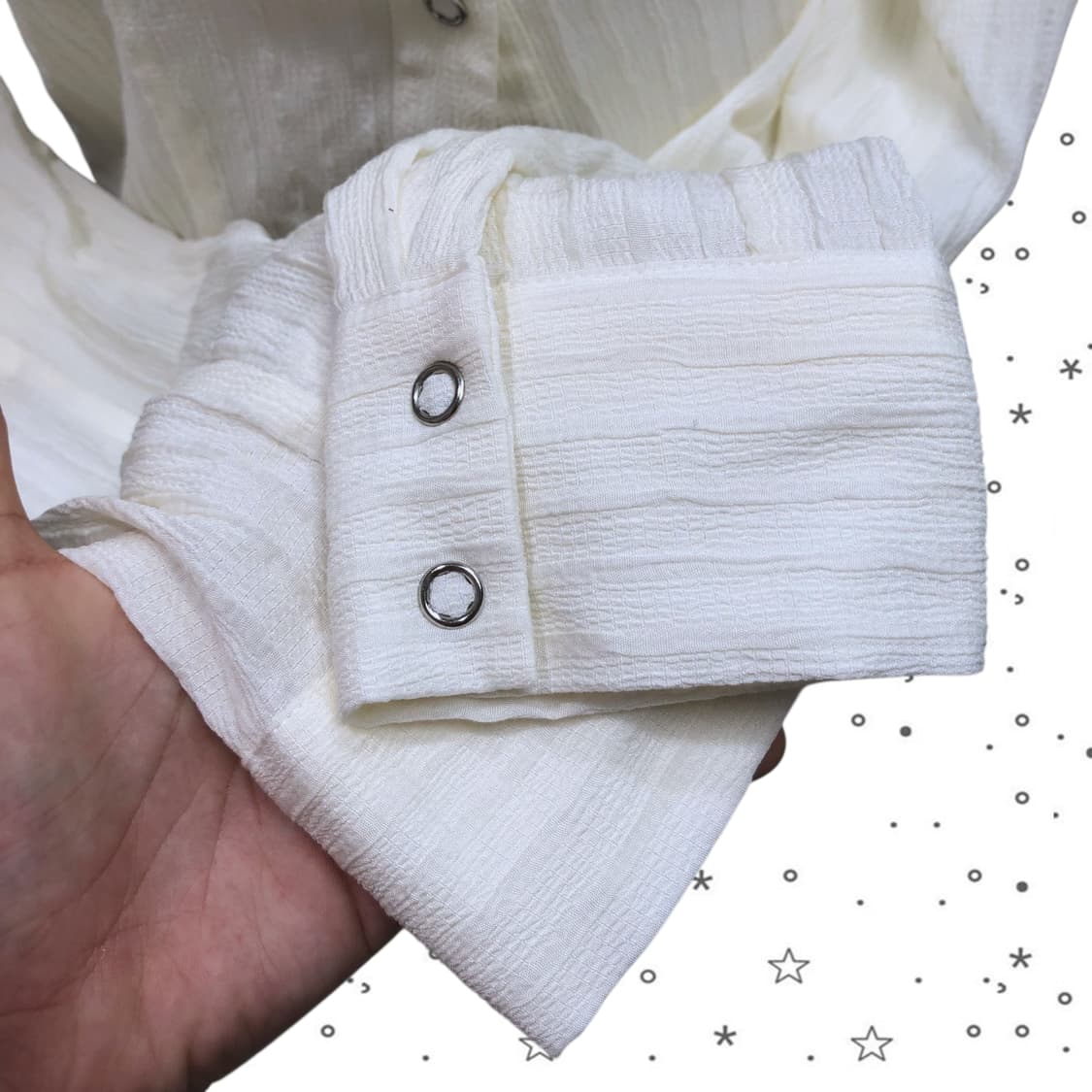 블랙업 엘솝 버튼 플리츠 블라우스 29 상품이미지4