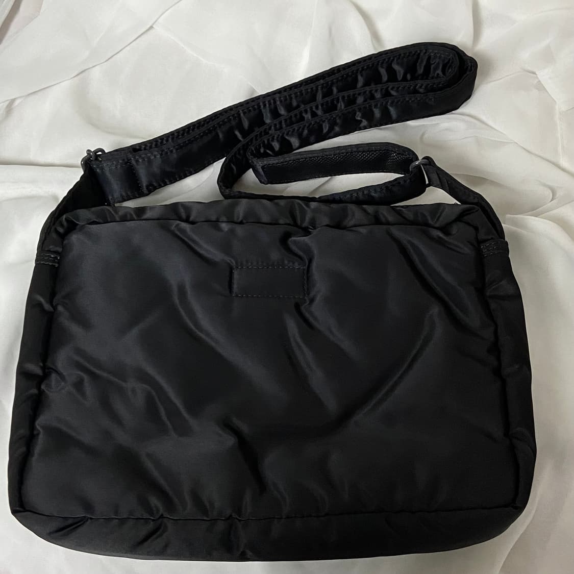 미품)PORTER 포터 탱커 숄더백 L 블랙 상품이미지4