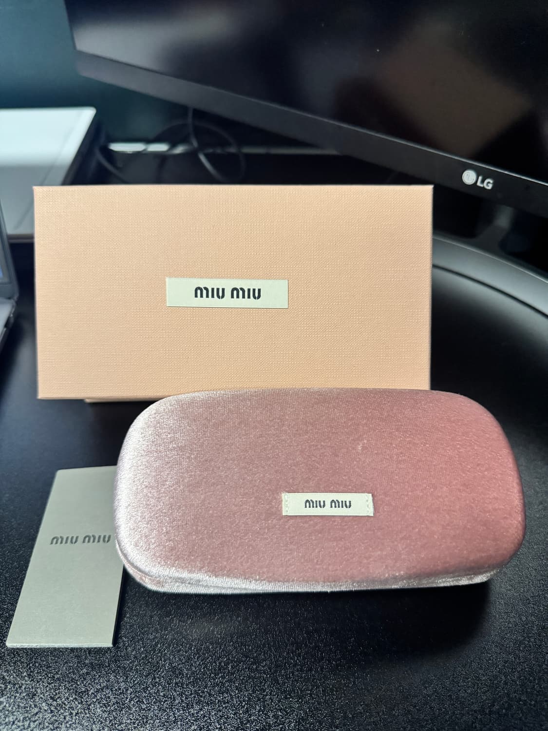 미우미우 리가드 선글라스 슬레이트 그레이 렌즈 상품이미지7