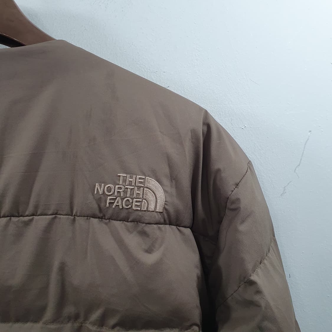  2XL 노스페이스 남성 카키 노카라 퀄팅 오버핏 경량 패딩 점퍼 상품이미지7