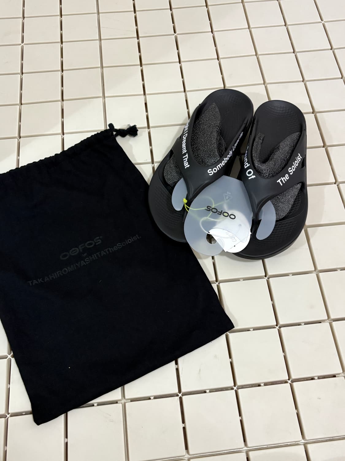oofos 슈즈 (us 10) 상품이미지1