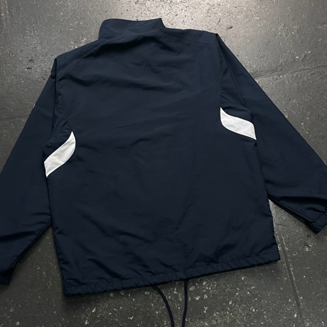 100 나이키 스우시 바람막이 상품이미지5