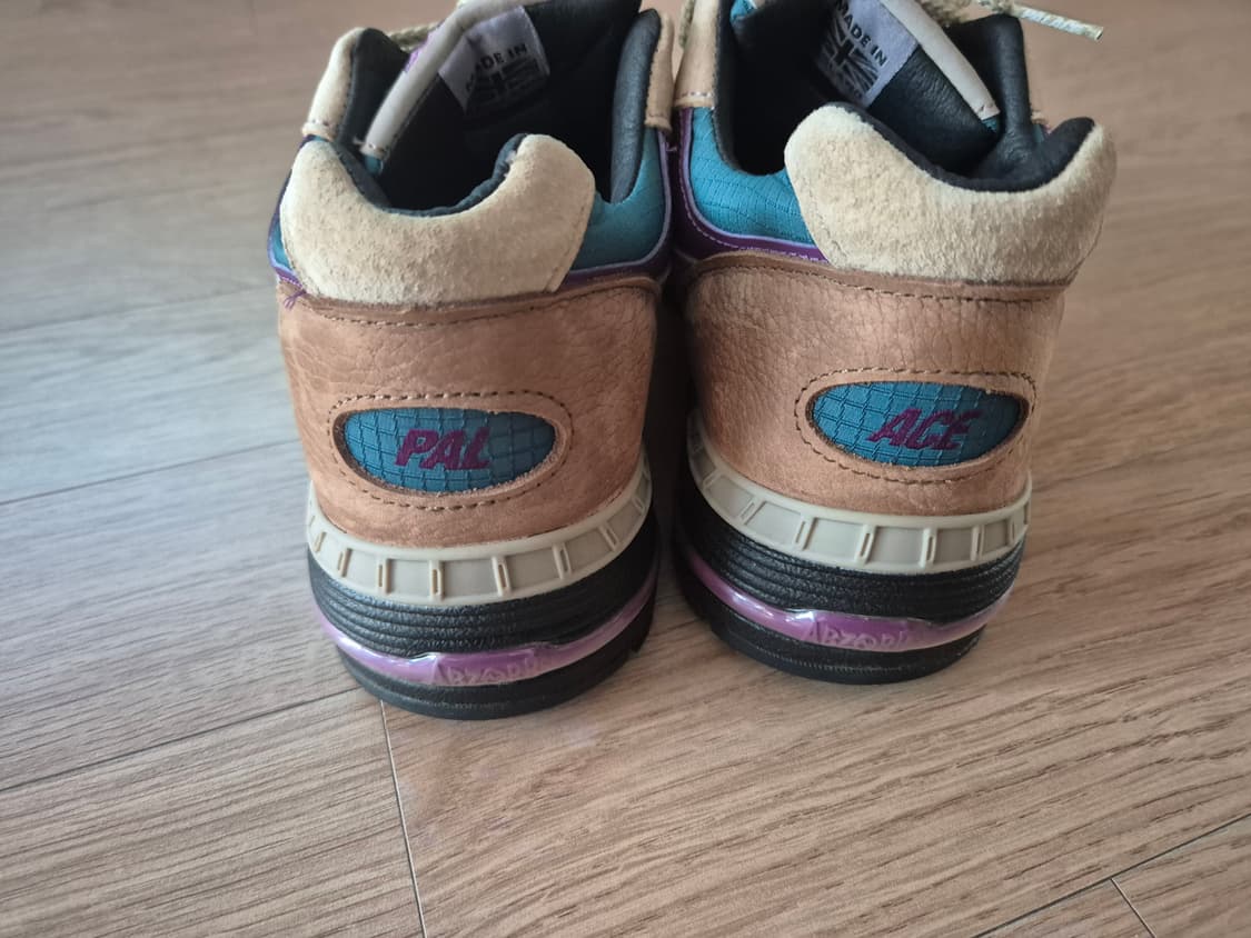 뉴발란스x팔라스 991 판매합니다 상품이미지4