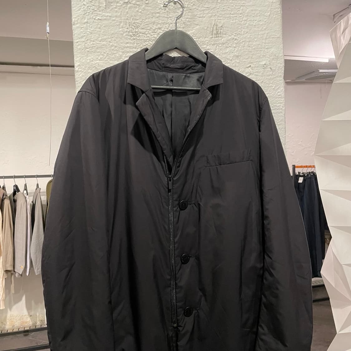 이세이미야케 맨 패디드 코트 상품이미지2