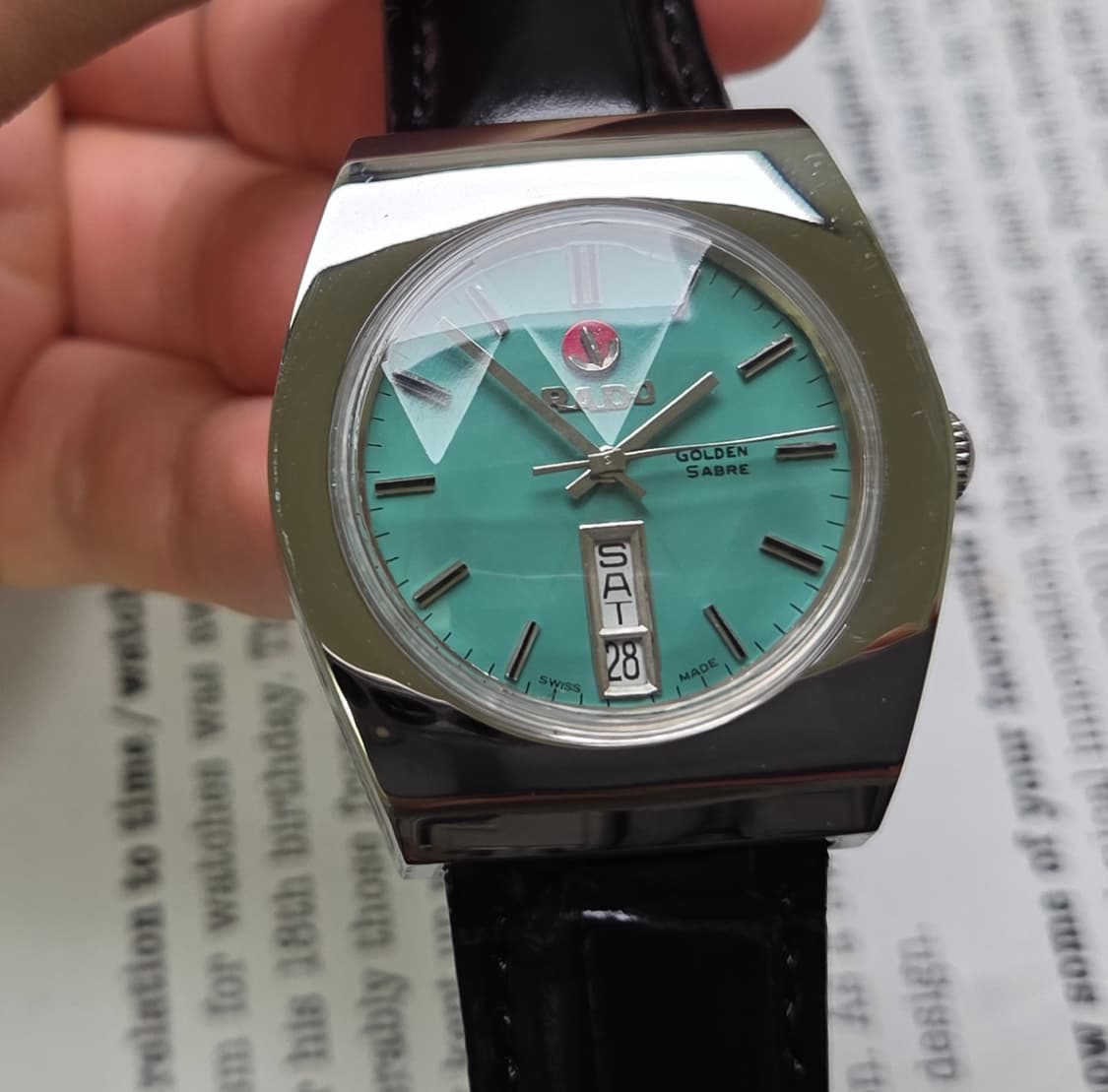 빈티지 라도 골드사브레 컷유리(각유리) 애플민트 데이데이트 오토매틱  상품이미지1