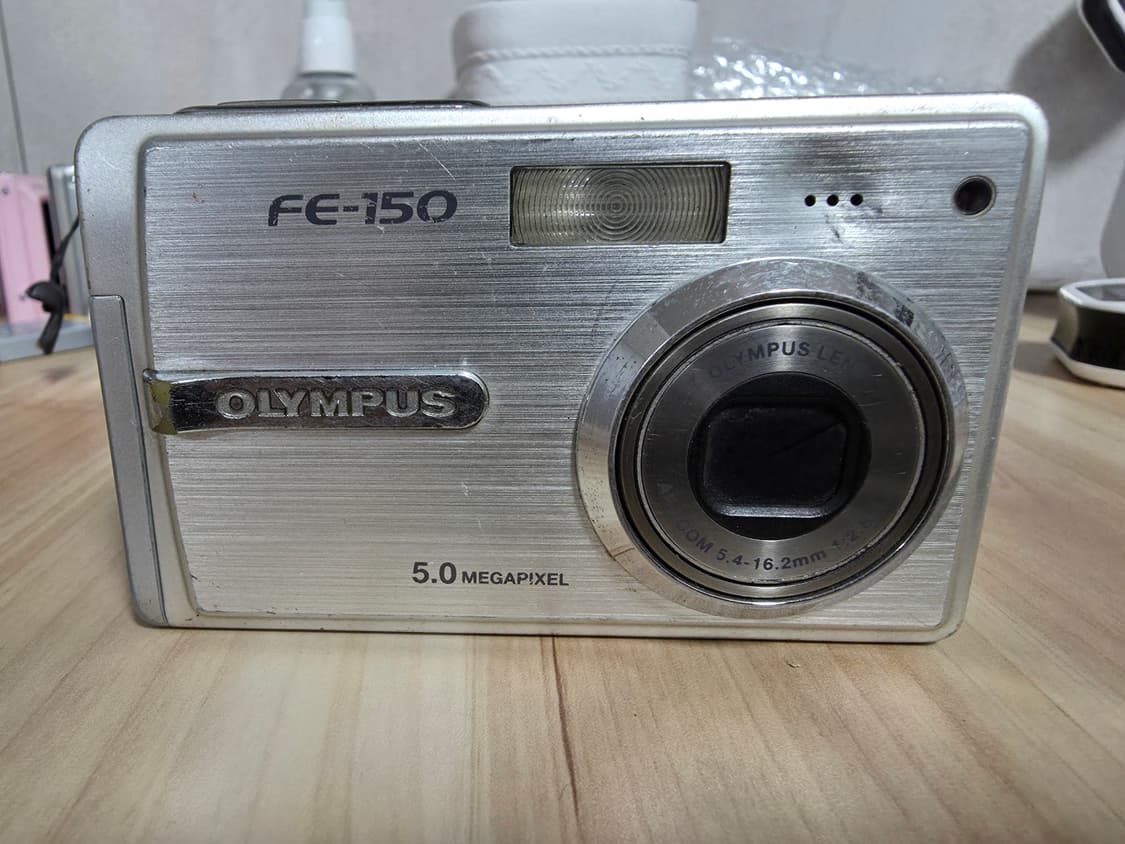올림푸스 FE-150 빈티지 디지털카메라 상품이미지1