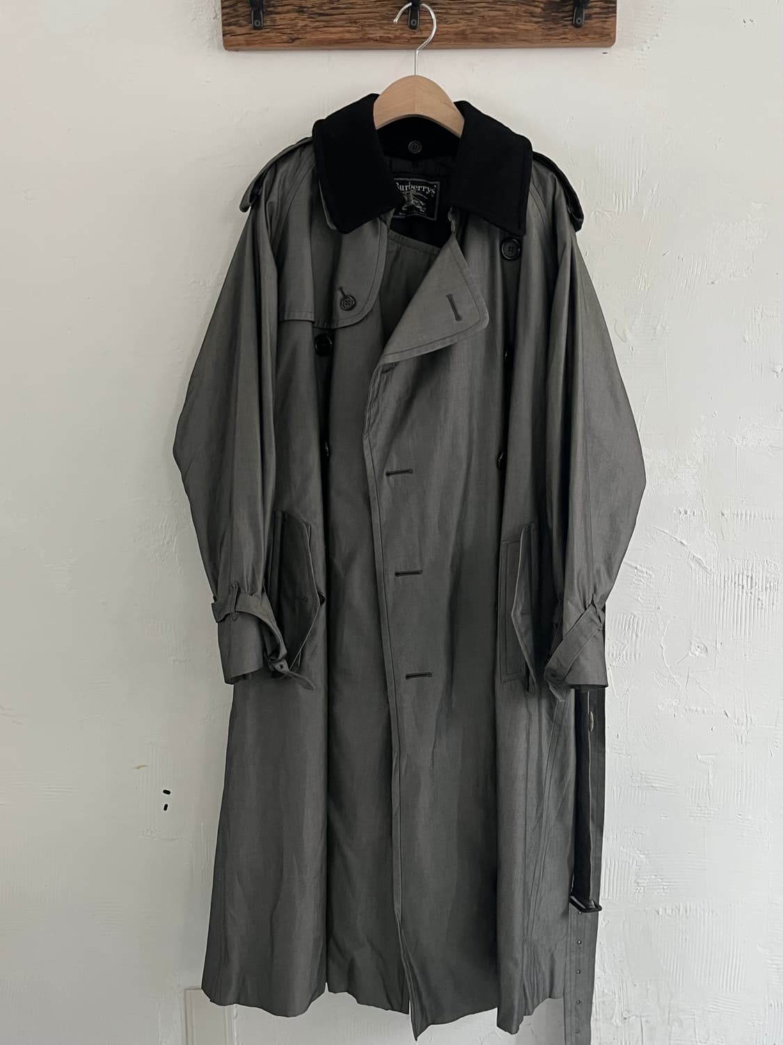 Burberry 버버리 카라 커버 딥 그레이 트렌치코트 상품이미지1