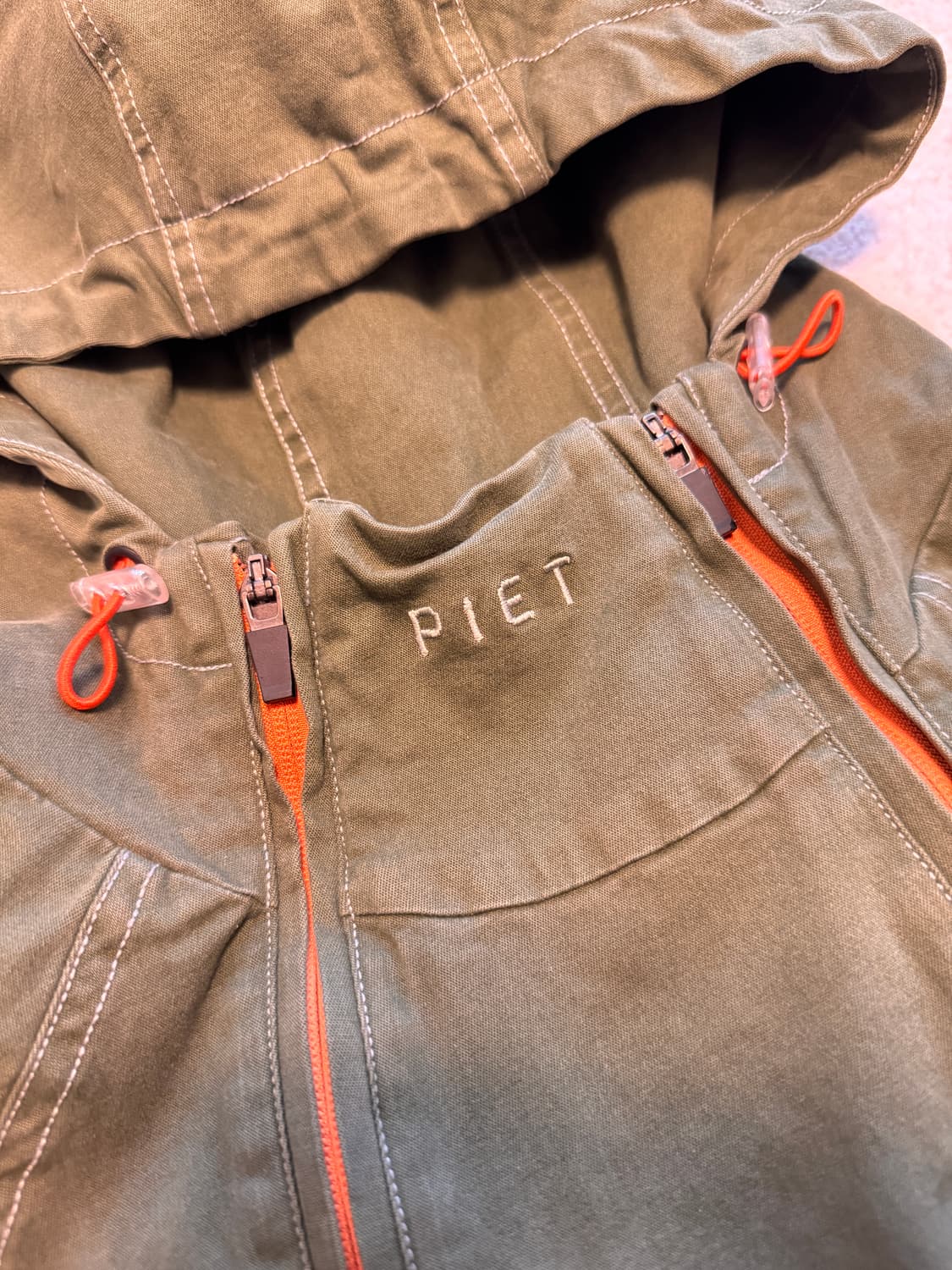 오클리 x 피에트 원드브레이커 L 상품이미지9