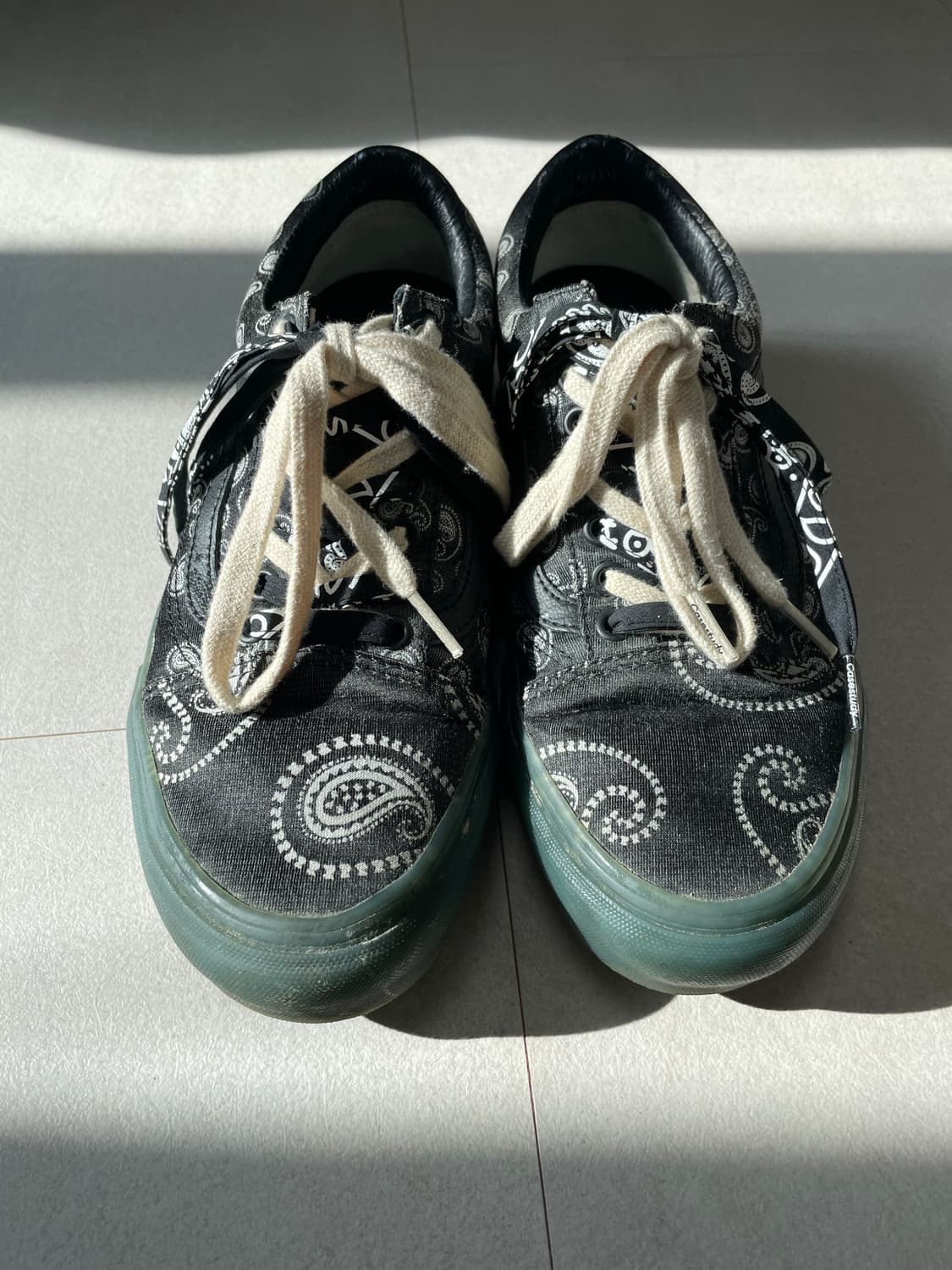 반스 케이스스터디 볼트 올드스쿨 반다나 260 상품이미지1