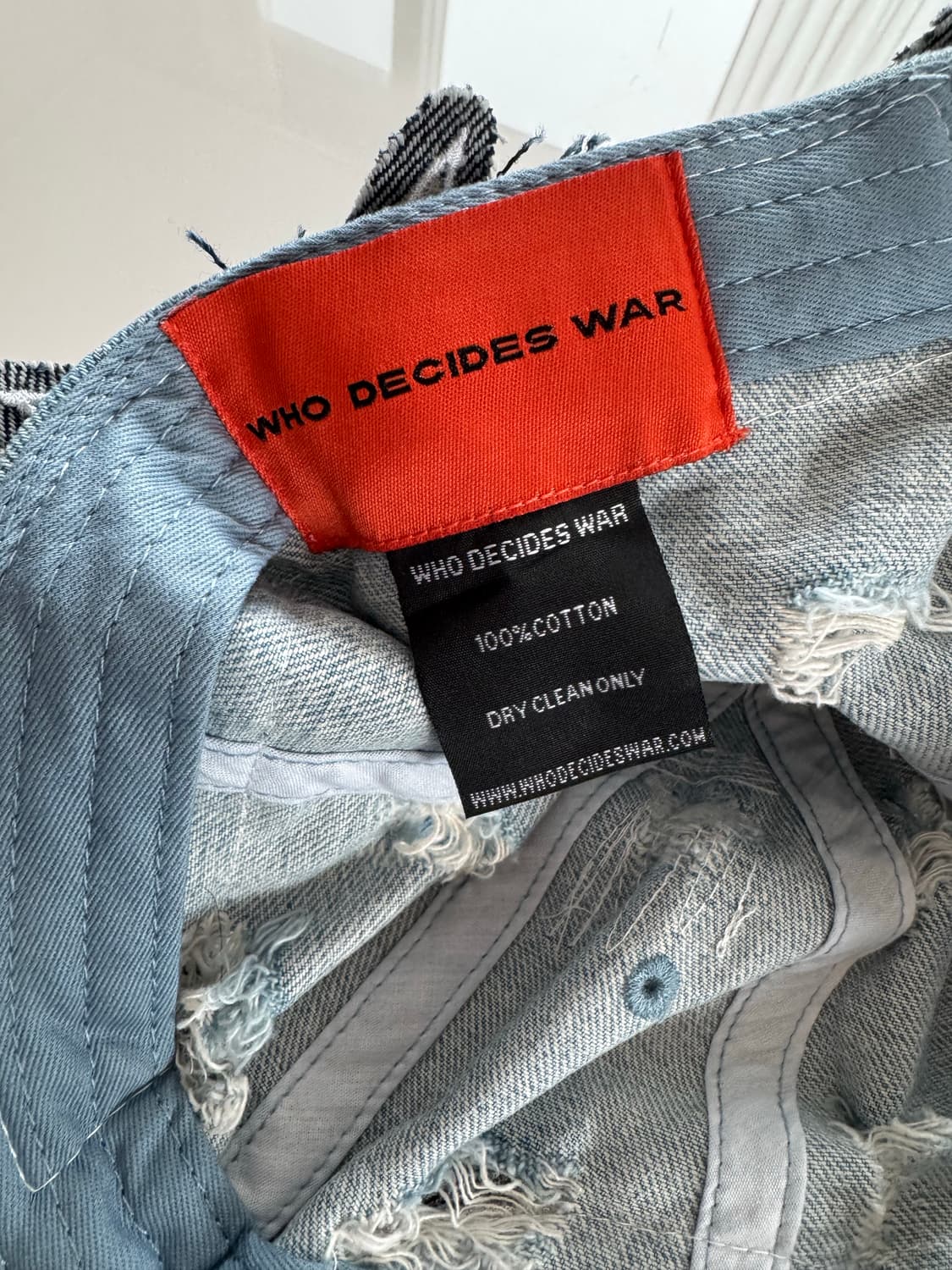 후디사이즈워 디스트레스드 데님 캡  상품이미지2