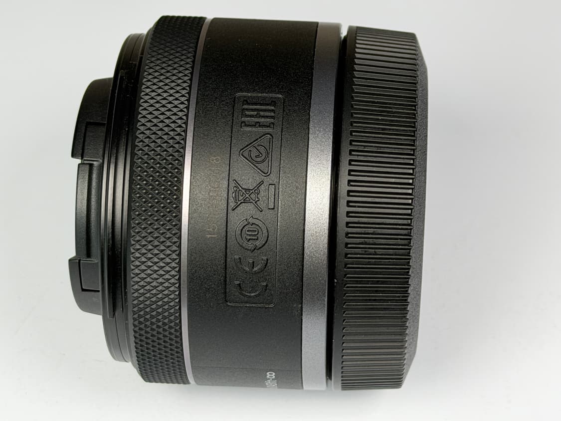 캐논 RF 16mm F2.8 STM 렌즈 상품이미지2