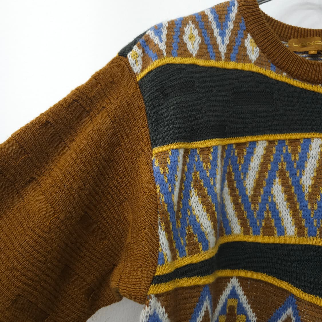 란셀 울혼방 브라운 패턴니트 상품이미지5