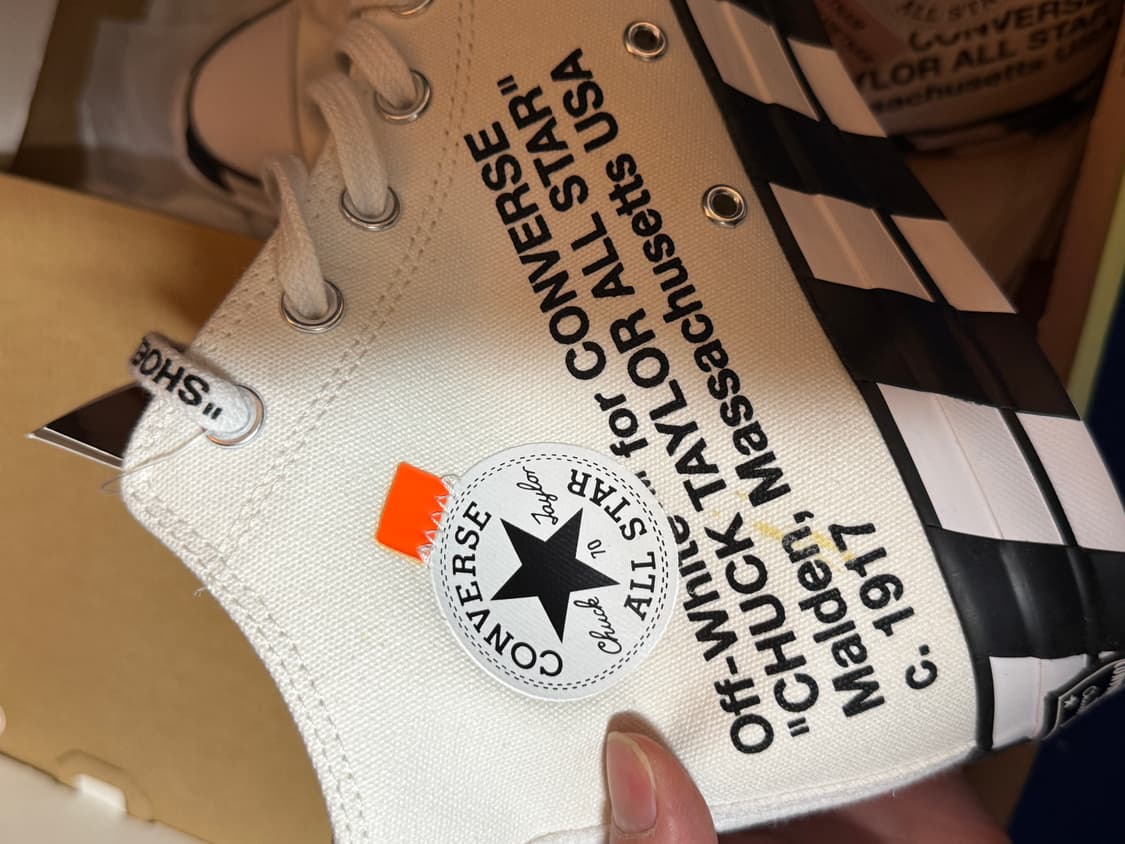 오프화이트 컨버스 300 상품이미지5