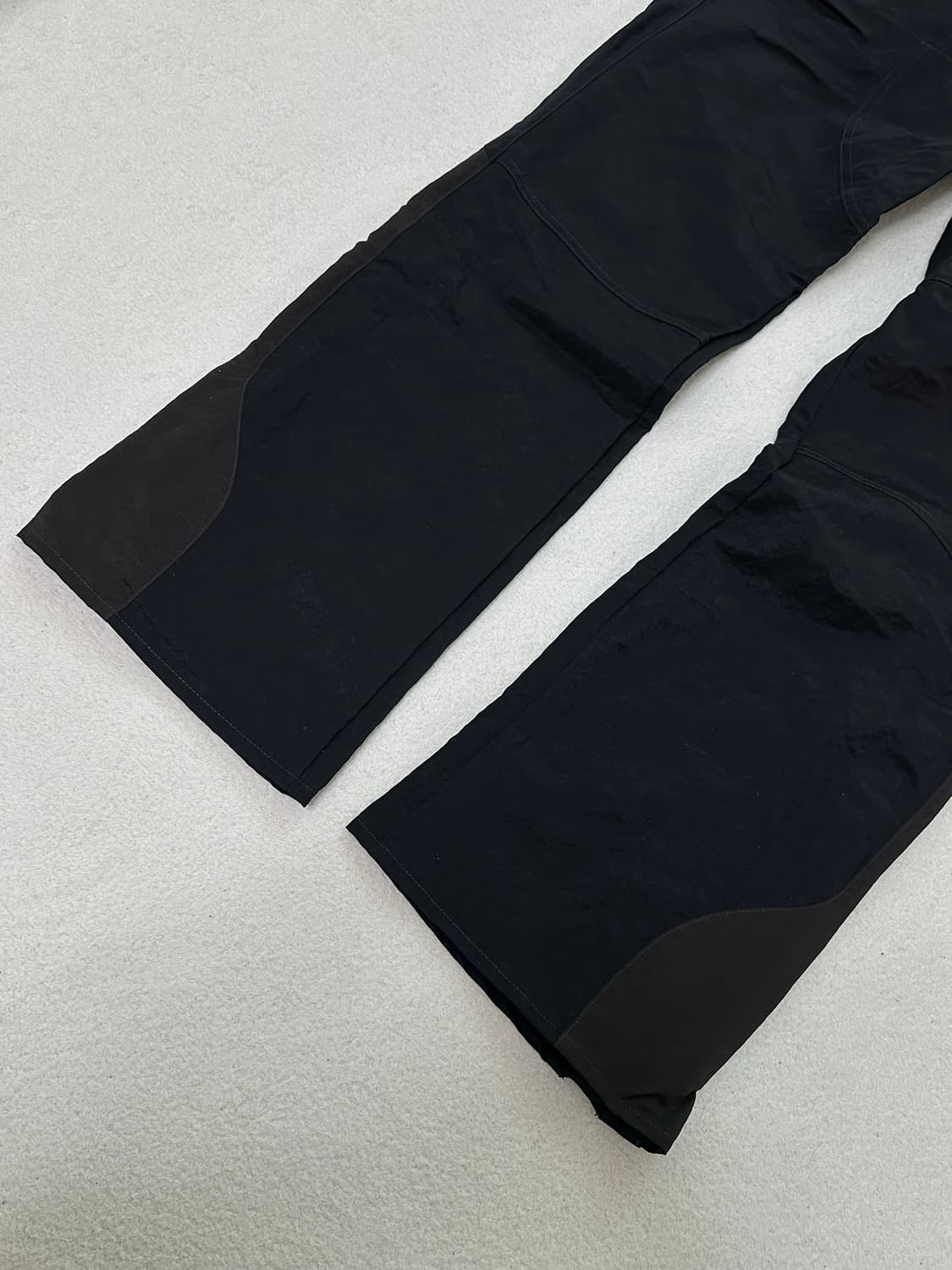 파프롬왓 파 나일론 볼륨 라인 팬츠 블랙 브라운  1사이즈 상품이미지5