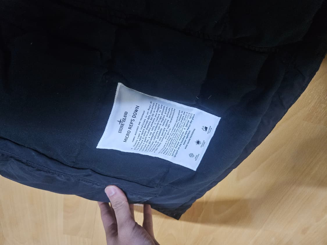 정품) 스톤아일랜드 마이크로랩스 구스다운 패딩 상품이미지4