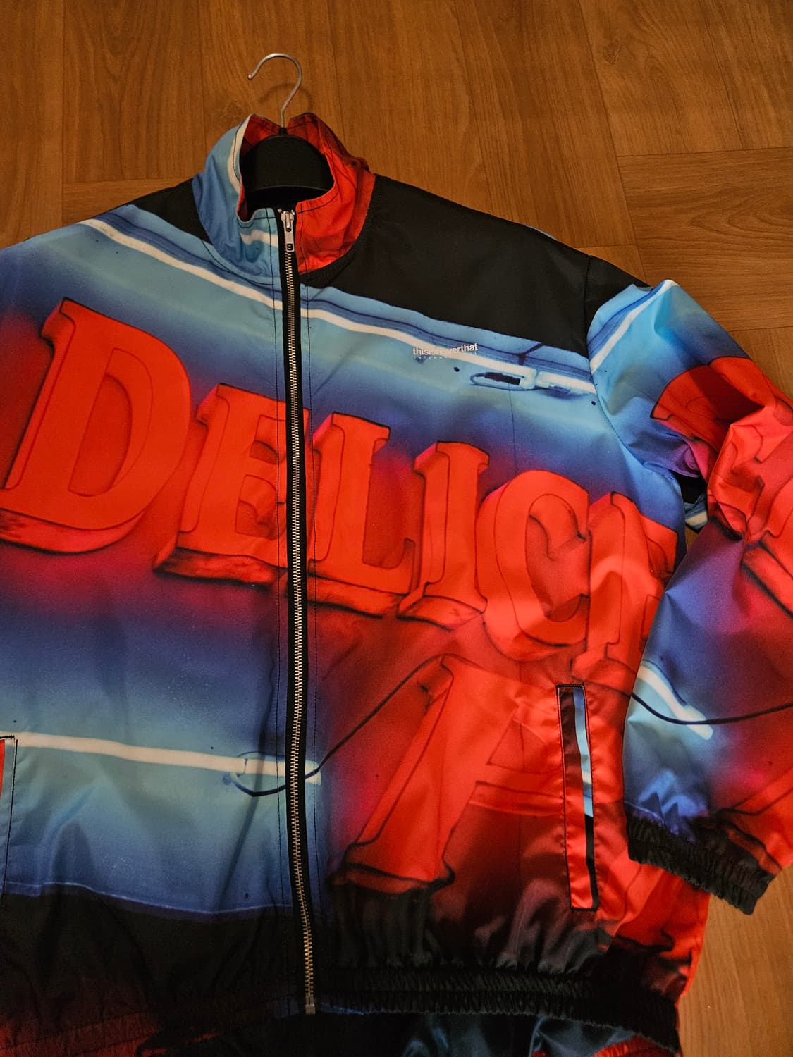 디스이즈네버댓 웜업자켓 트레이닝자켓 s사이즈 상품이미지3