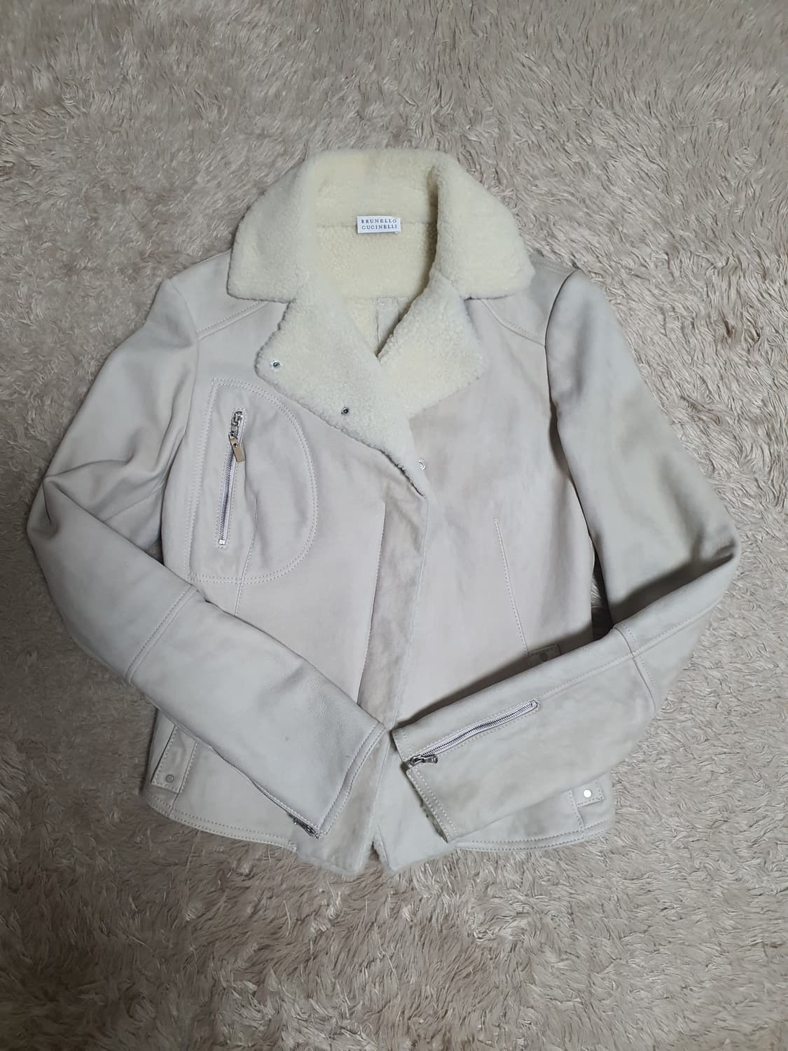 브루넬로 쿠치넬리 무스탕 사이즈 40 상품이미지1