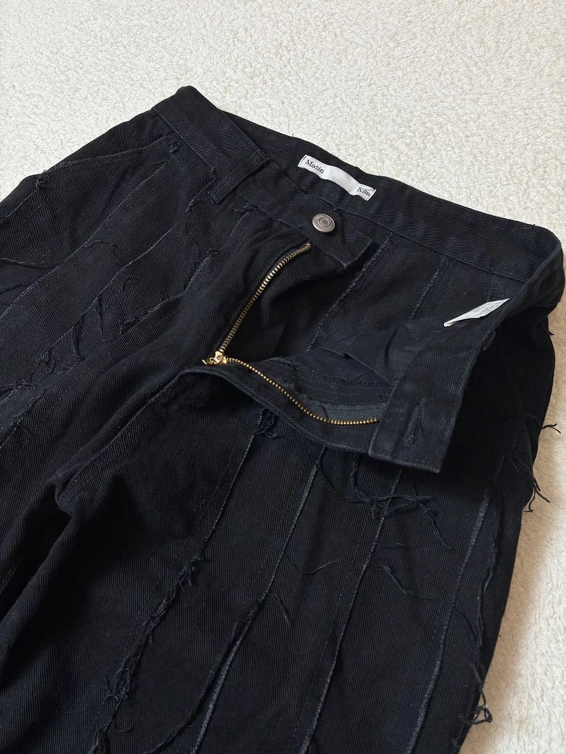 마뗑킴 22ss 커팅 루즈 데님 팬츠 PN7142 상품이미지3