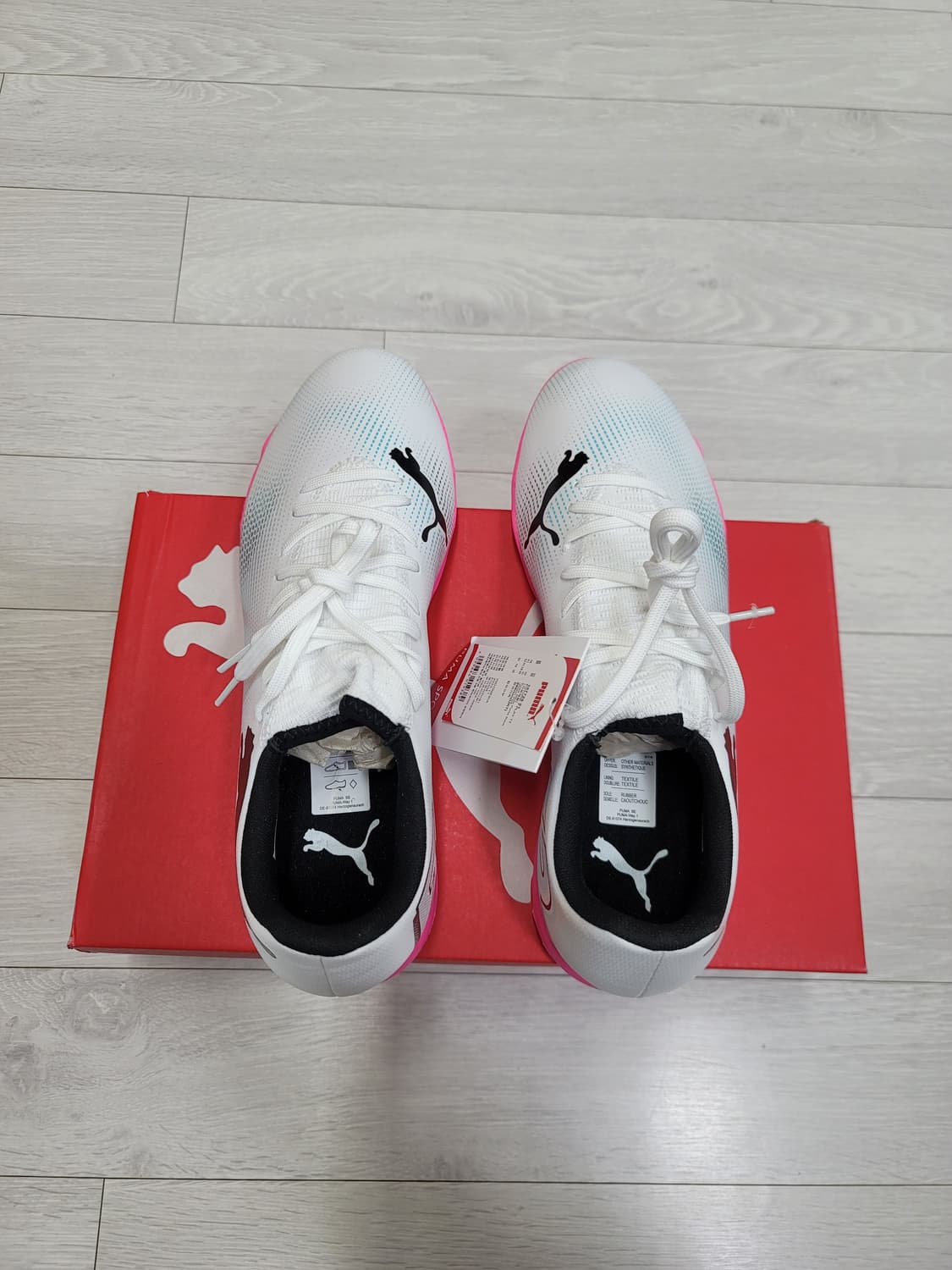 (260)푸마 풋살화 퓨처 7 플레이 TT[대전 직거래도 가능] 상품이미지7