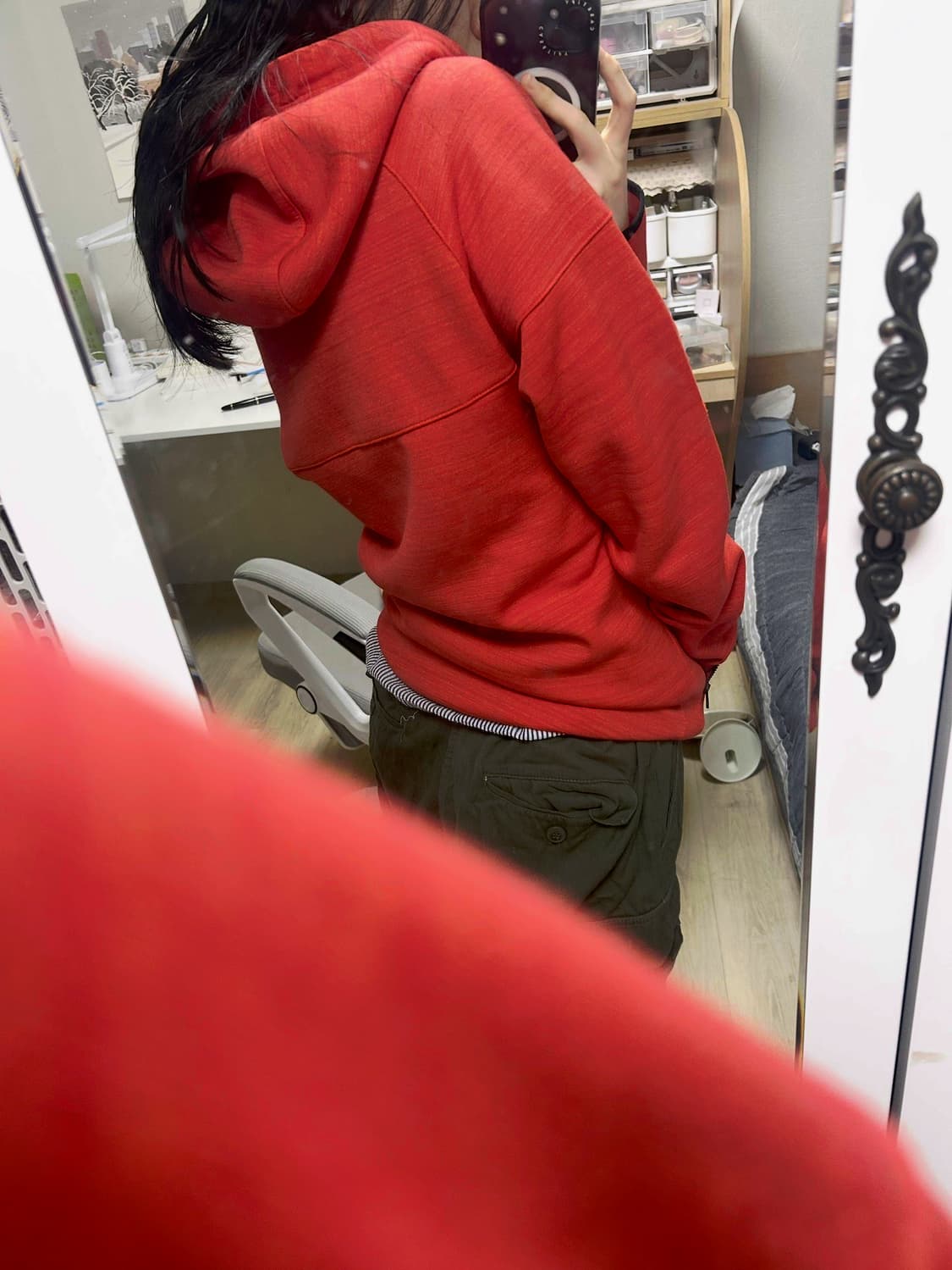 나이키 테크팩 레드 (빨간색, 빨강) 라이즈 소희 상품이미지2