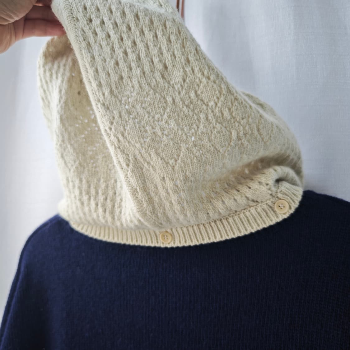 더오픈프로덕트 탈부착 가능 후디 스웨터 네이비 OS 상품이미지7