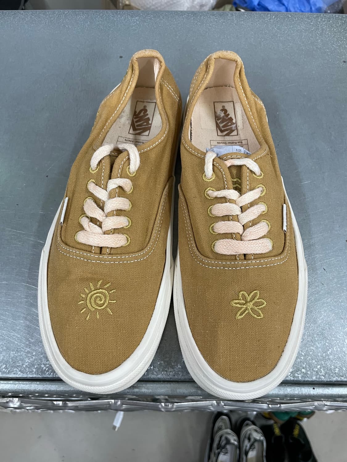 반스 어센틱 에코 띠어리 머스타드 골드 us9 (gr-4588) 상품이미지5