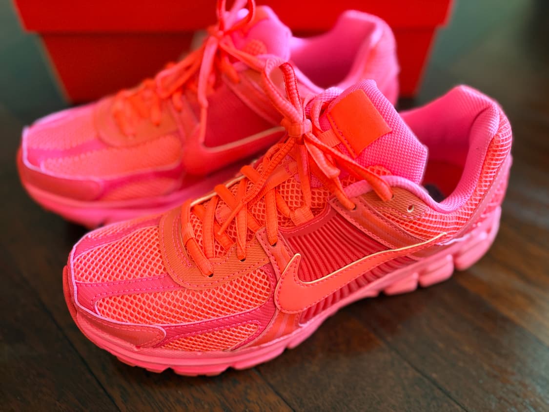 Nike Zoom Vomero 5  Hot Punch 상품이미지1