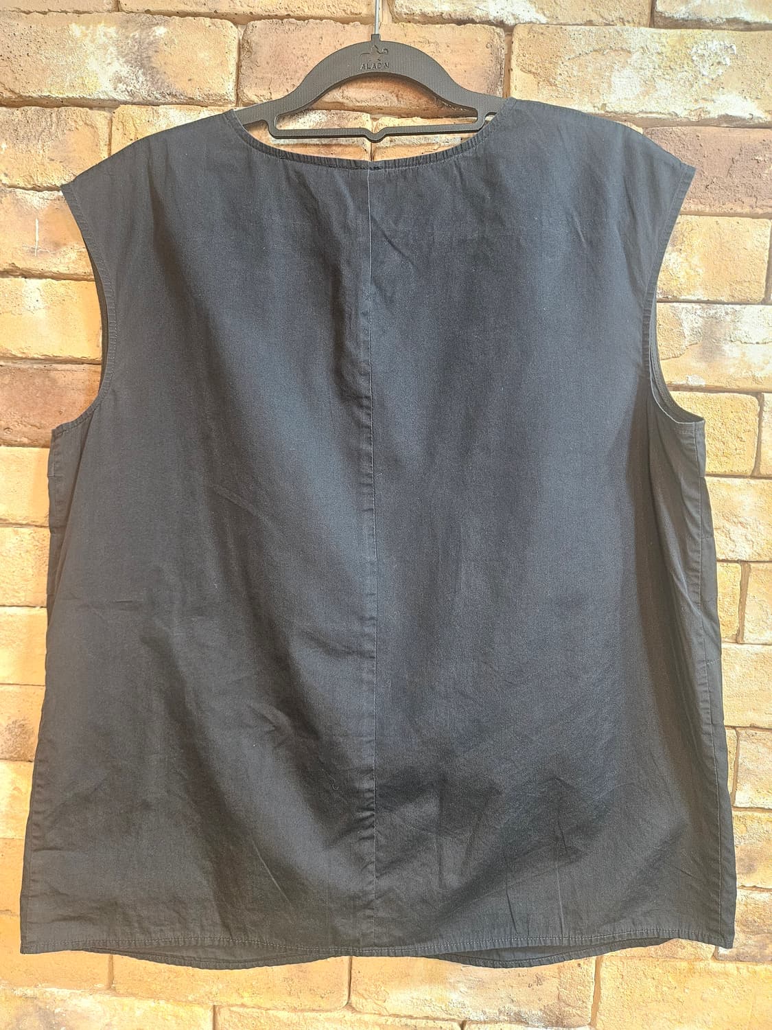 샤넬 유니폼 블랙 민소매 42 상품이미지2