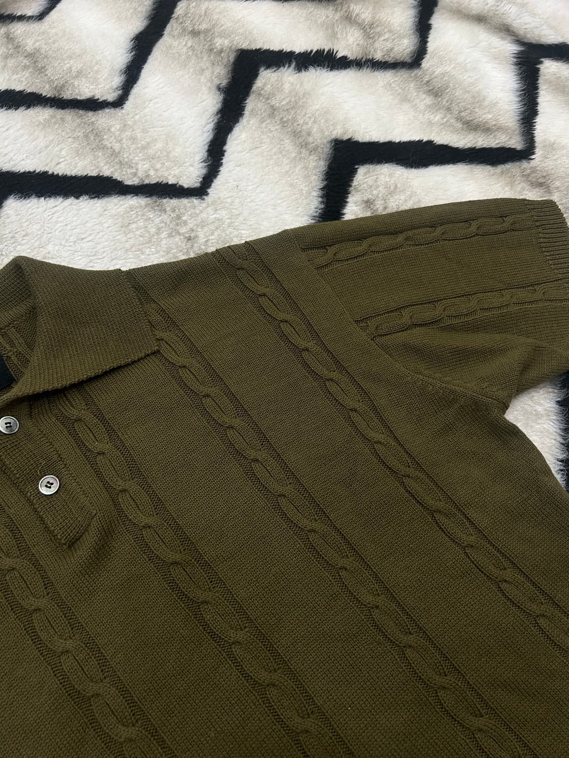 [M]엑스톤즈 오버핏 꽈배기 카라 반팔니트/카키 상품이미지1