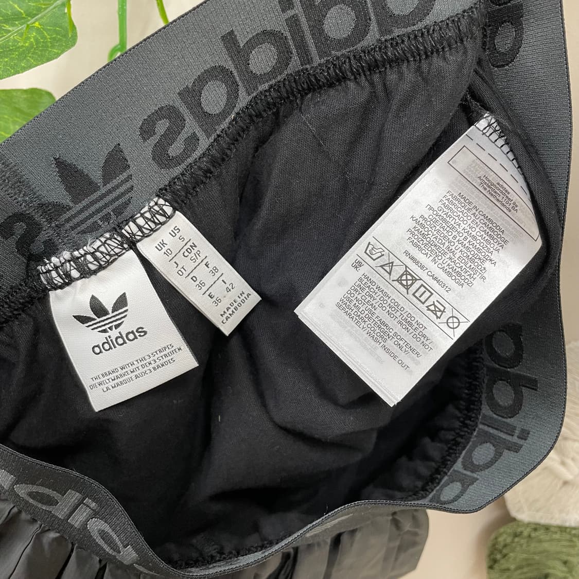 아디다스 풀밴딩 블랙 폴리에스터 플리츠 롱 스커트 상품이미지5