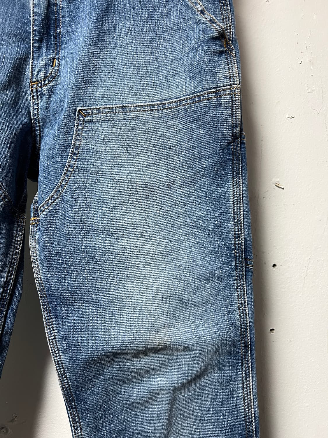 칼하트 릴렉스 핏 데님 더블니 워크 팬츠 상품이미지2