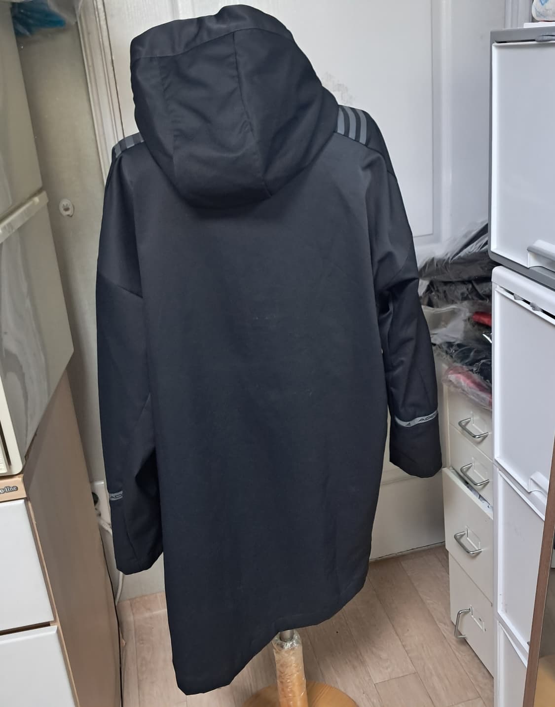 아디다스 블랙 3선 점퍼 자켓100(거의 새제품) 상품이미지3