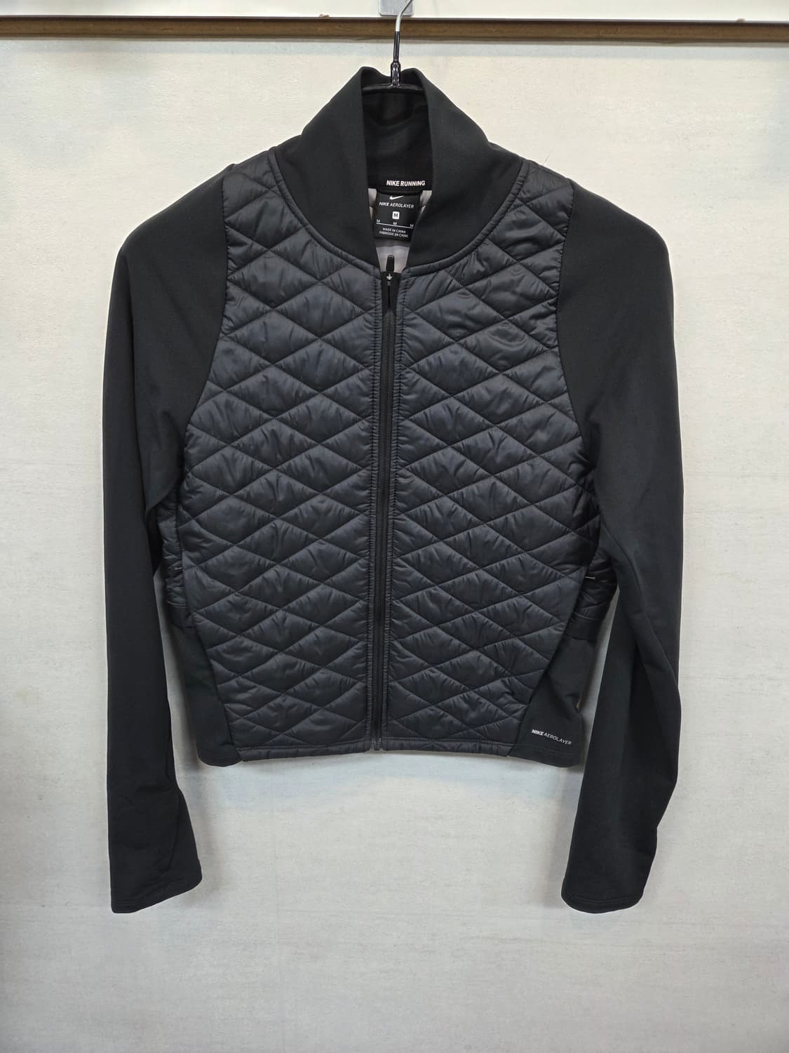 나이키 여성 에어로레이어 러닝 자켓 m 상품이미지1