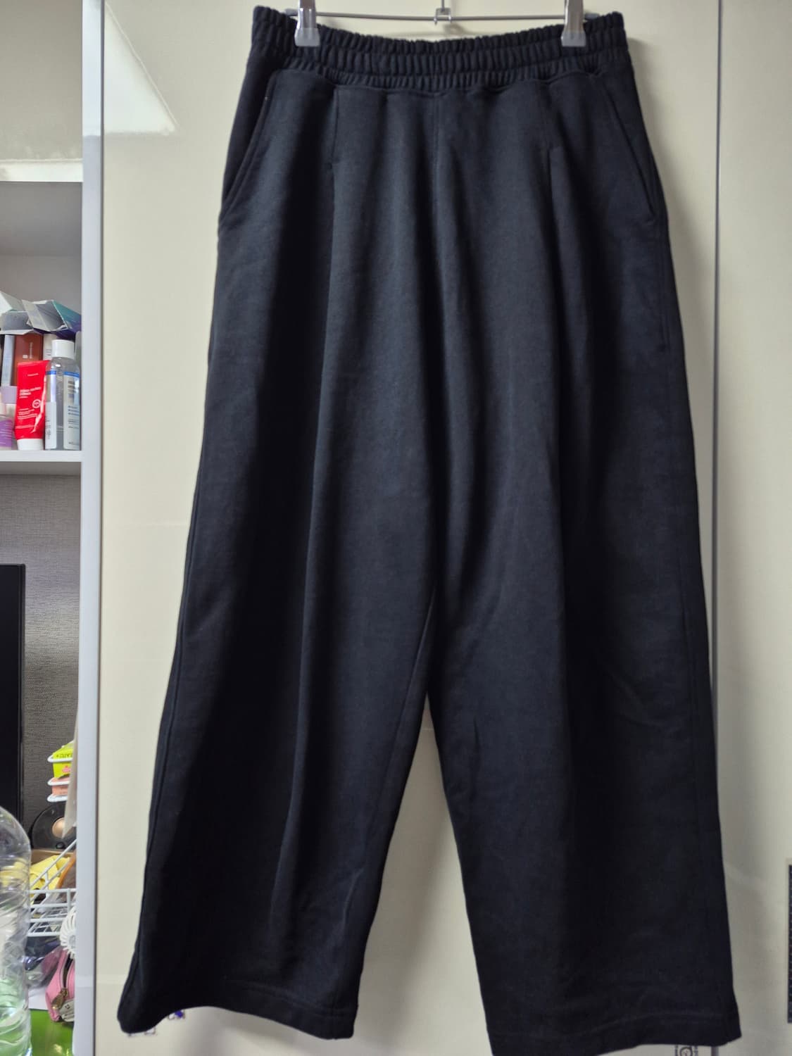 자바나스_원턱 와이드 헤비 스웨트 팬츠_블랙 상품이미지3