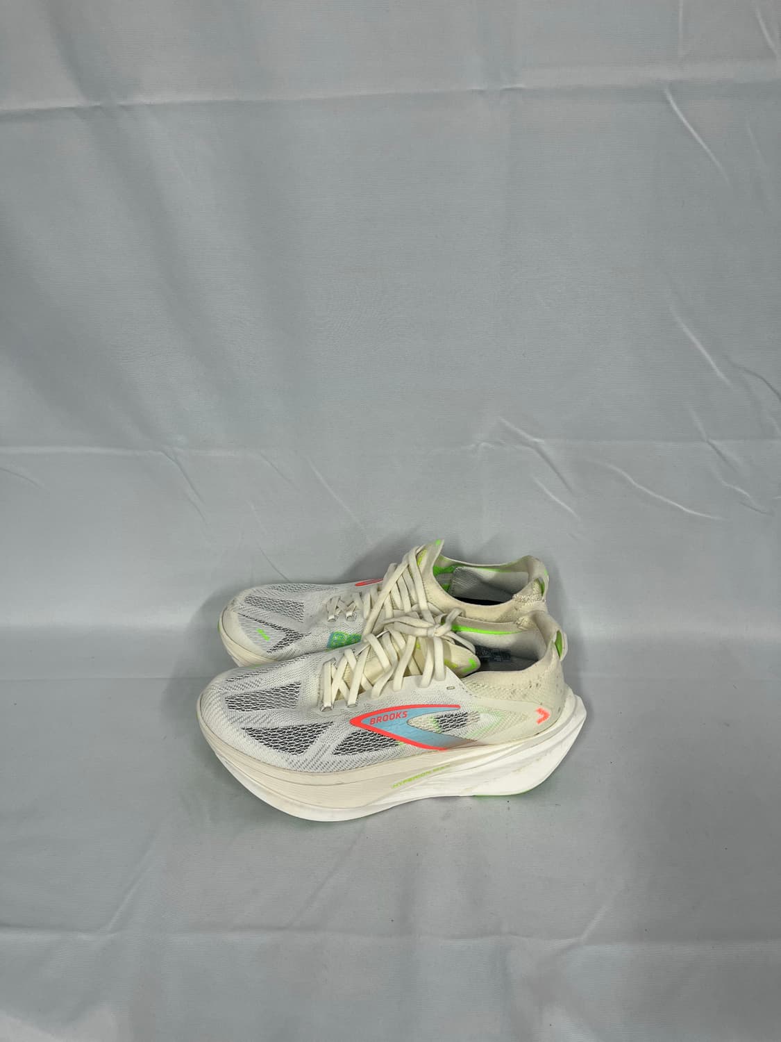 브룩스 하이페리온 맥스 255사이즈 상품이미지3