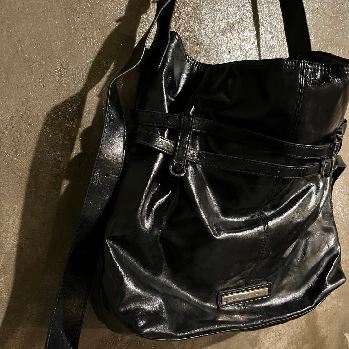 마뗑킴 레더 가죽 크로스백 상품이미지4