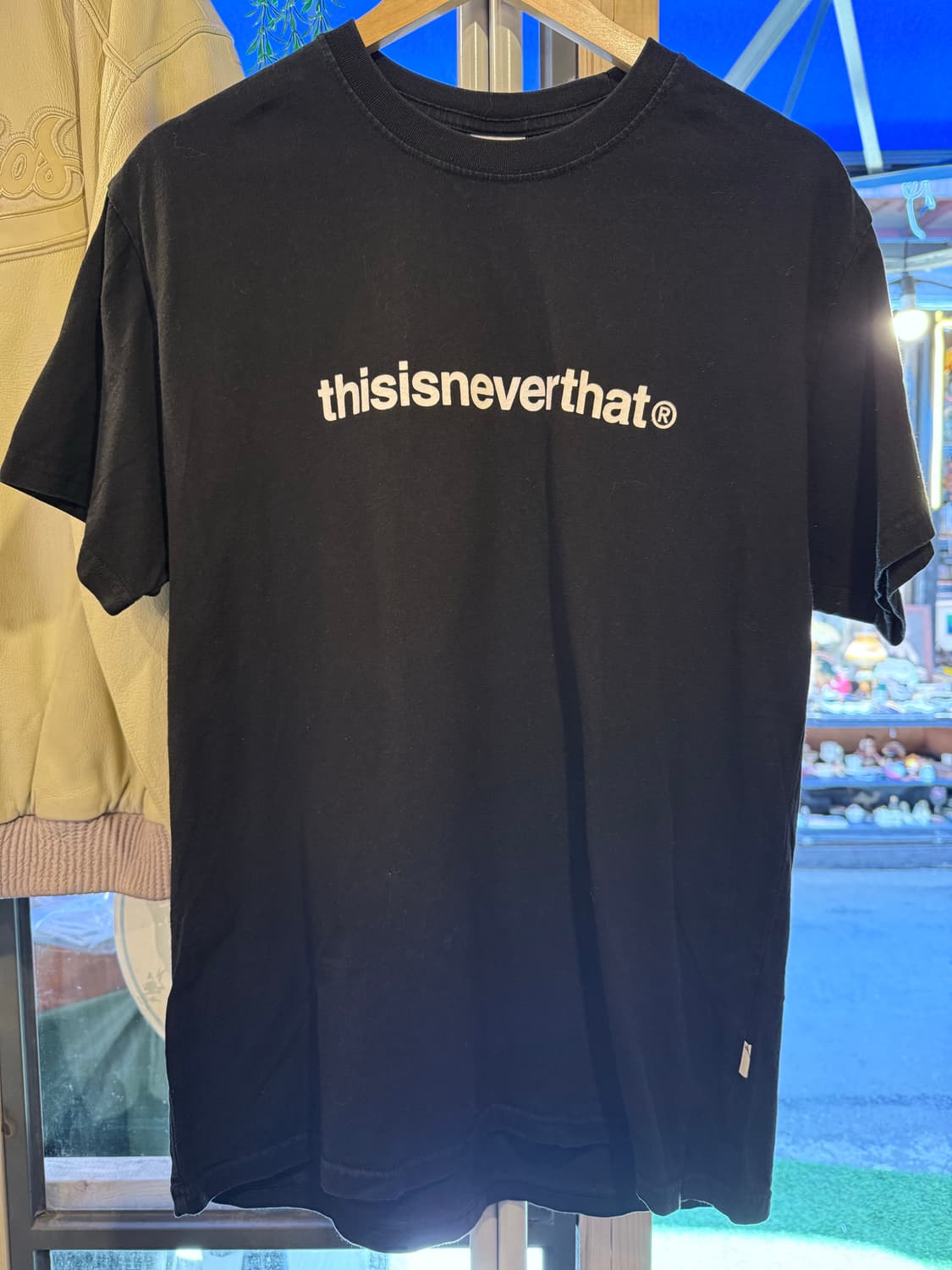디스이즈네버댓 블랙 반팔티 상품이미지1